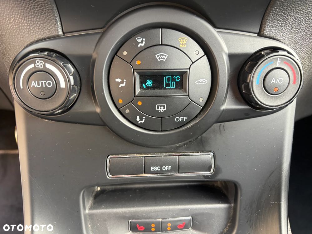 Ford Fiesta 1.6 EcoBoost mit Leder-Sport-Paket ST - 28