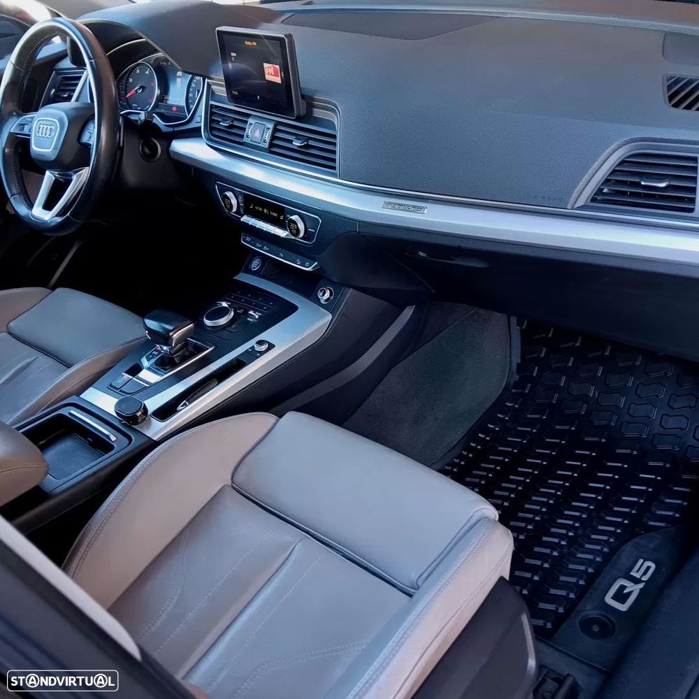 Audi Q5 2.0 TDI quattro Sport S-tronic - 22