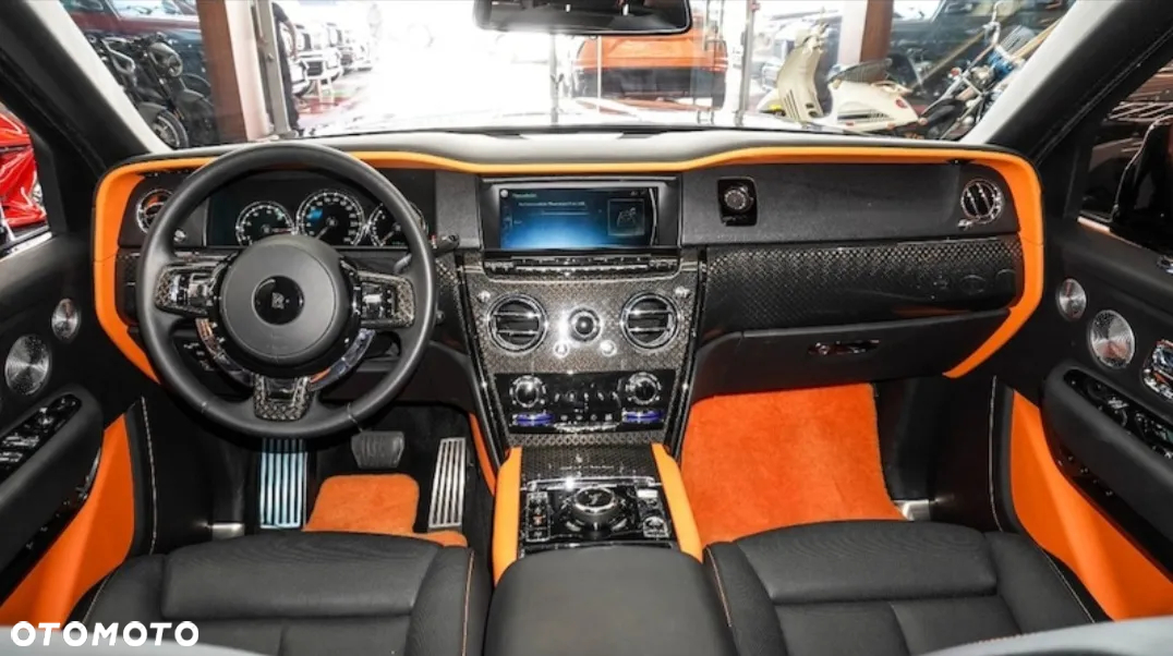 Rolls-Royce Cullinan Black Badge - 8