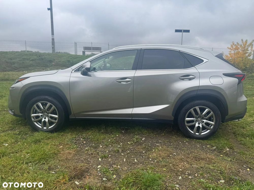 Lexus NX 200t Comfort AWD - 3