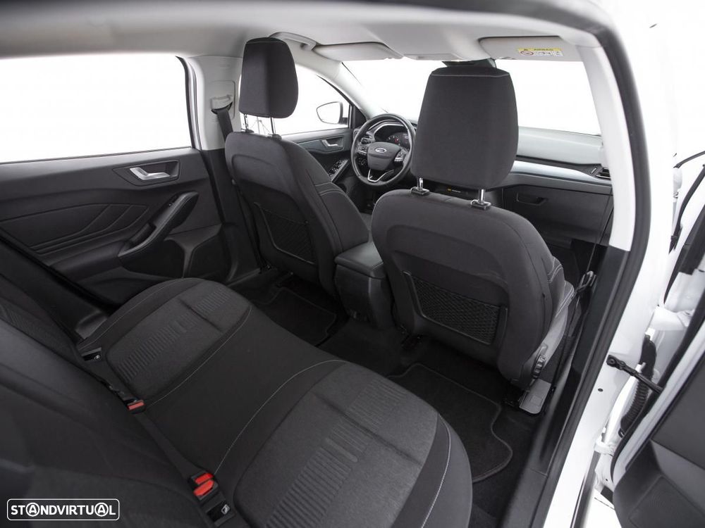 Ford Focus SW 1.5 TDCi EcoBlue Active Aut. — fotografia 11