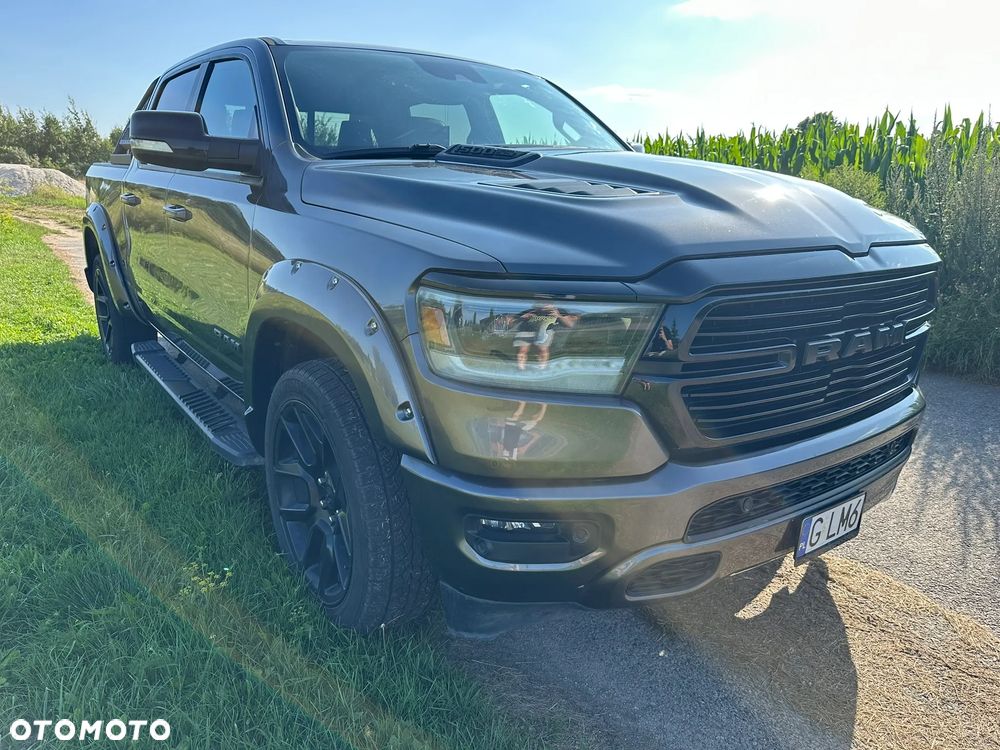 RAM 1500 5.7 Crew Cab Shortbed Laramie Sport - 2