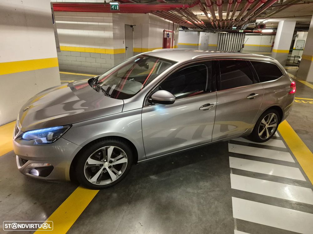Peugeot 308 SW e-HDi 115 Stop & Start Allure - 3