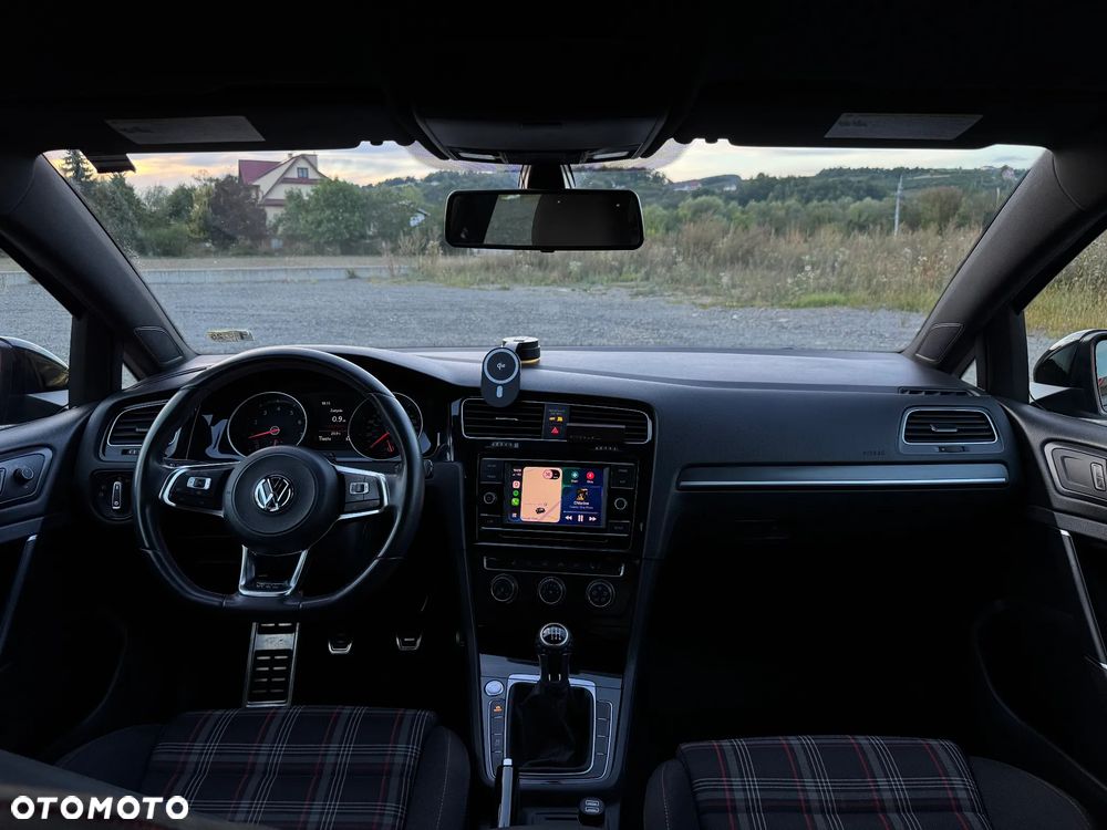 Volkswagen Golf GTI 2.0 TSI OPF Performance - 14