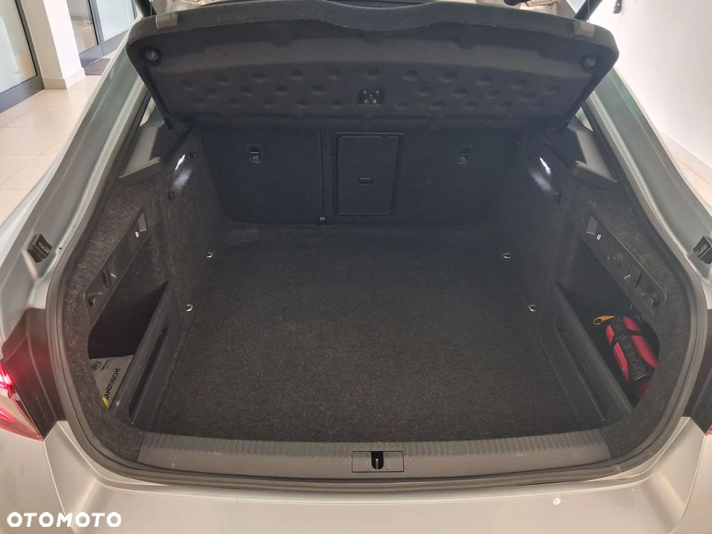 Skoda Superb 1.5 TSI Ambition DSG - 9