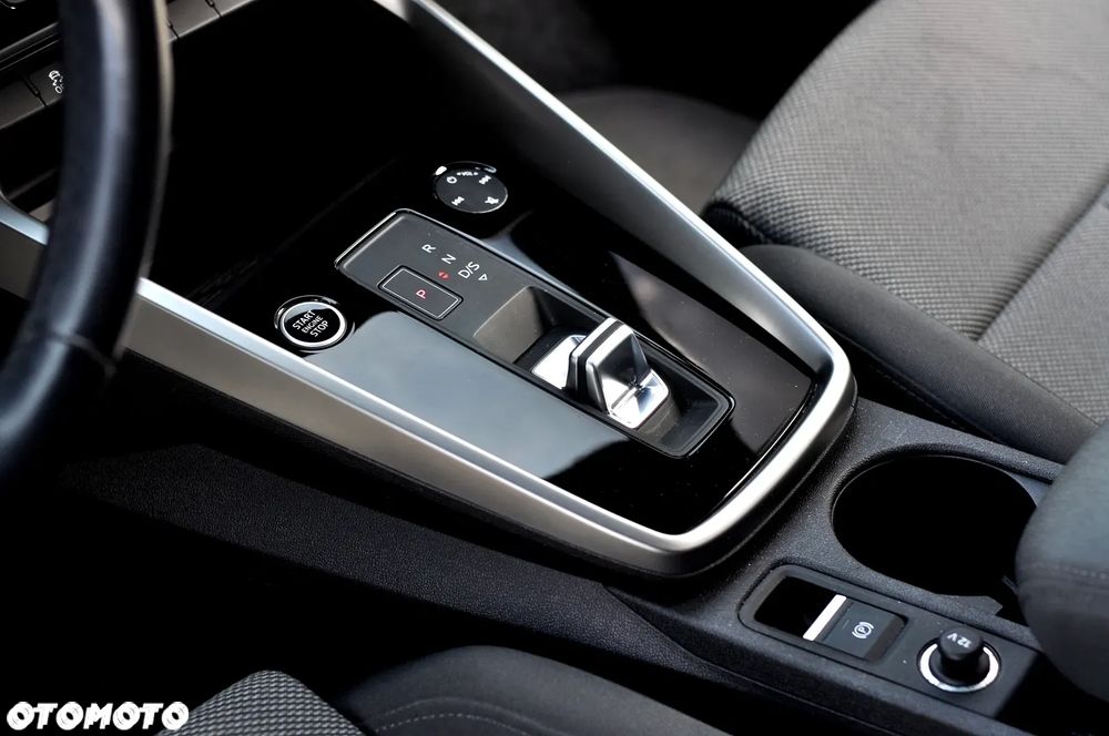 Audi A3 Limousine 35 TFSI S tronic S line - 29