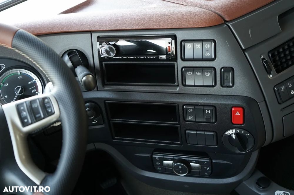 DAF XF 480 / CABINĂ SPATIALĂ / RETARDER / I-PARK COOL / - 29