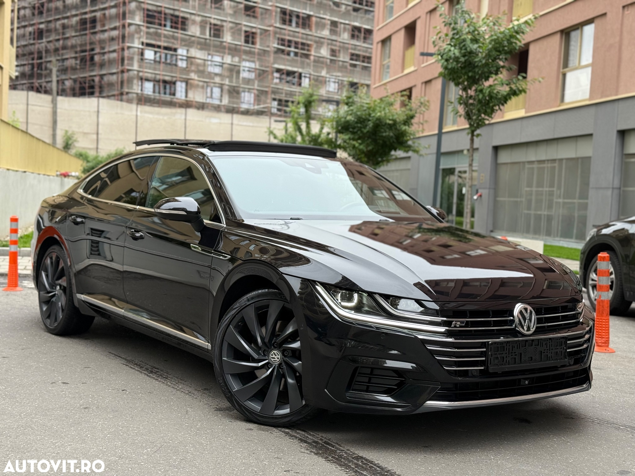 Volkswagen ARTEON 2.0 TSI DSG 4Motion R-Line - 10