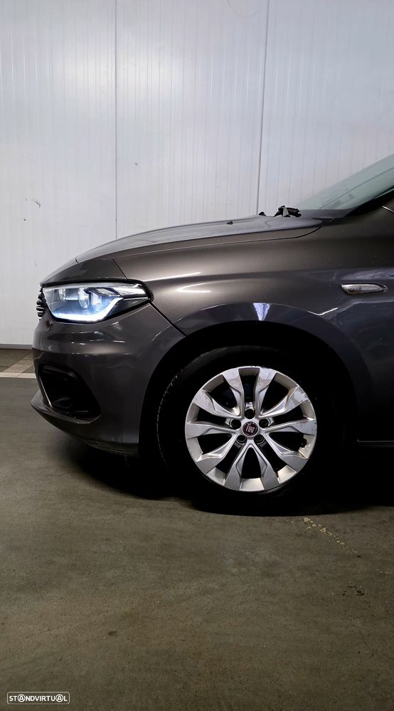 Fiat Tipo Station Wagon 1.3 MultiJet Lounge - 11
