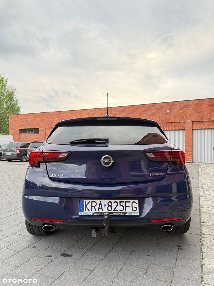 Opel Astra 1.6 T Enjoy S&S - 18