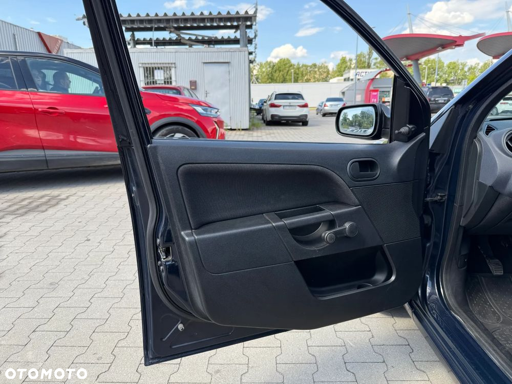 Ford Fiesta 1.3 - 19