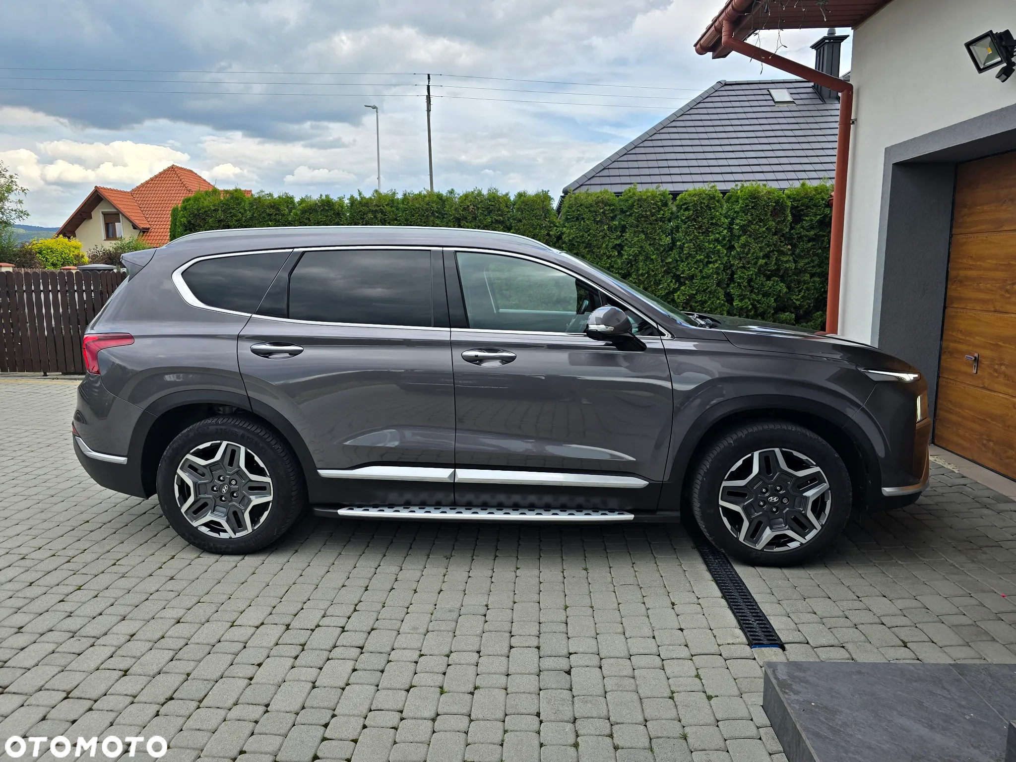 Hyundai Santa Fe 1.6 HEV 2WD 7-Sitzer Signature - 6