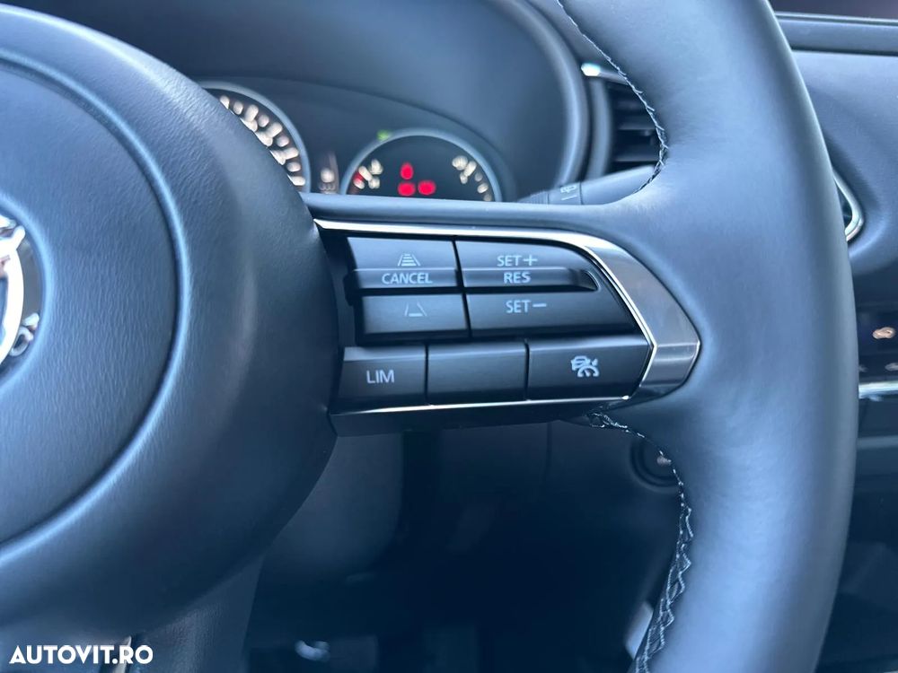 Mazda CX-30 e-SKYACTIV X186 MHEV Center-Line - 17