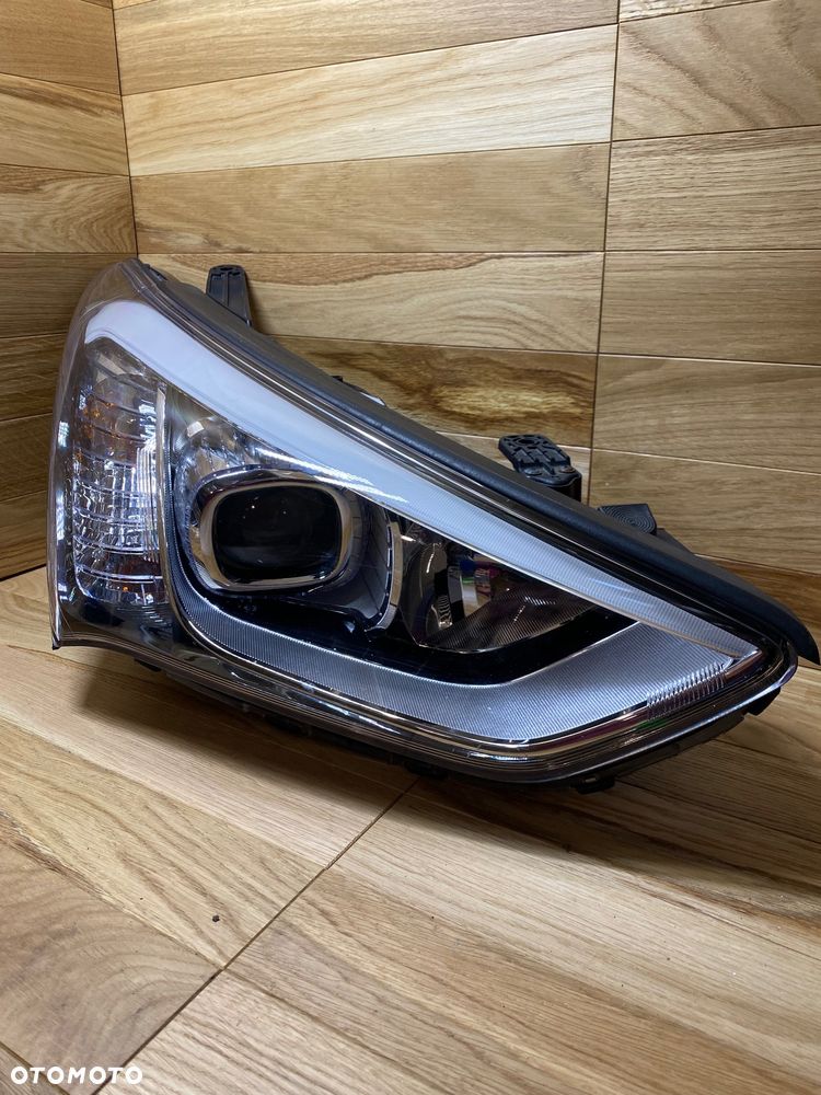 HYUNDAI SANTA FE II XENON LAMPA PRAWY PRZÓD 2W92RDM009 - 13