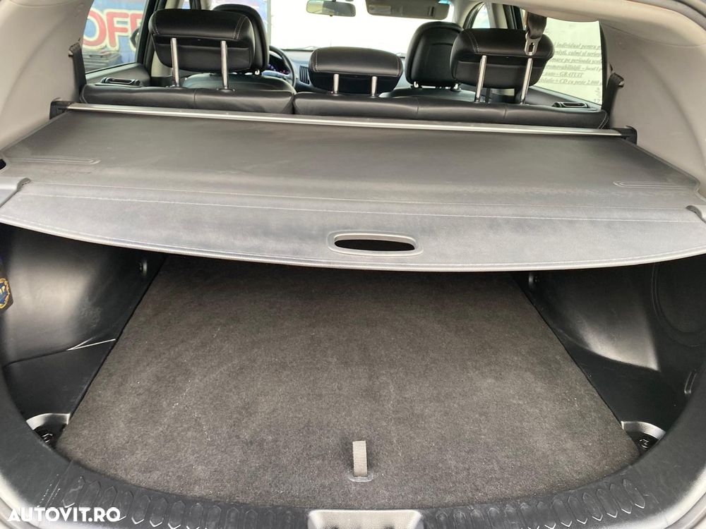 Kia Sportage 2.0 CRDI 4WD Automatik Fifa World Cup Edition - 12