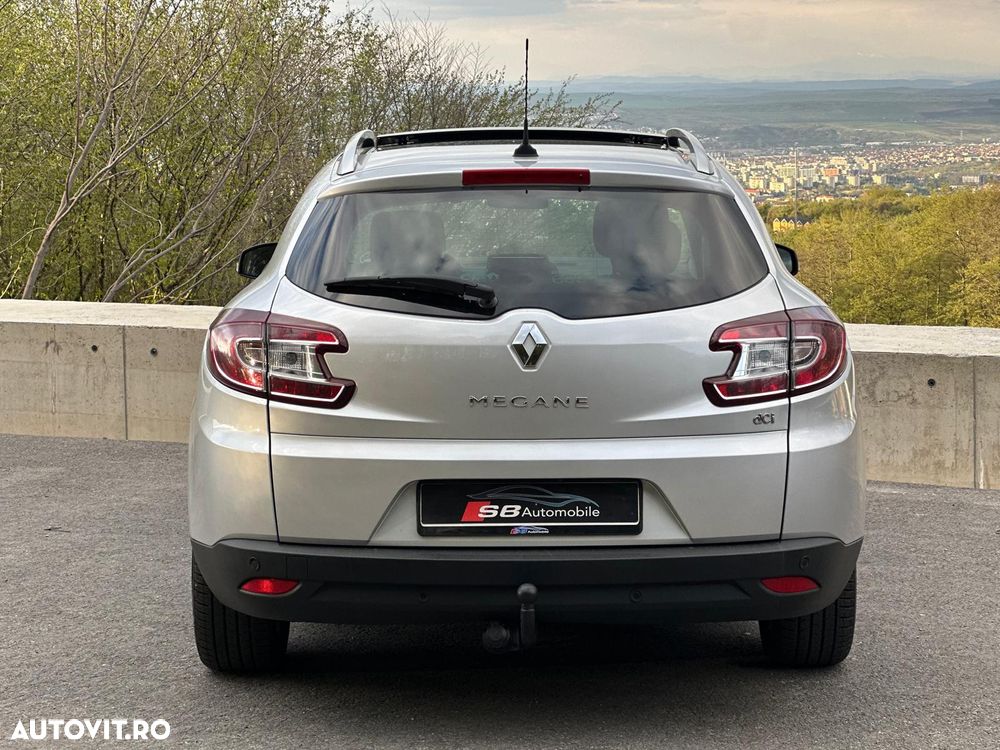 Renault Megane ENERGY dCi 110 Start & Stop Bose Edition - 6