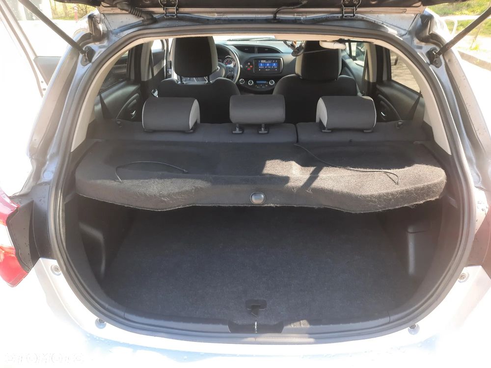 Toyota Yaris 1.5 20th Anniversary CVT - 19