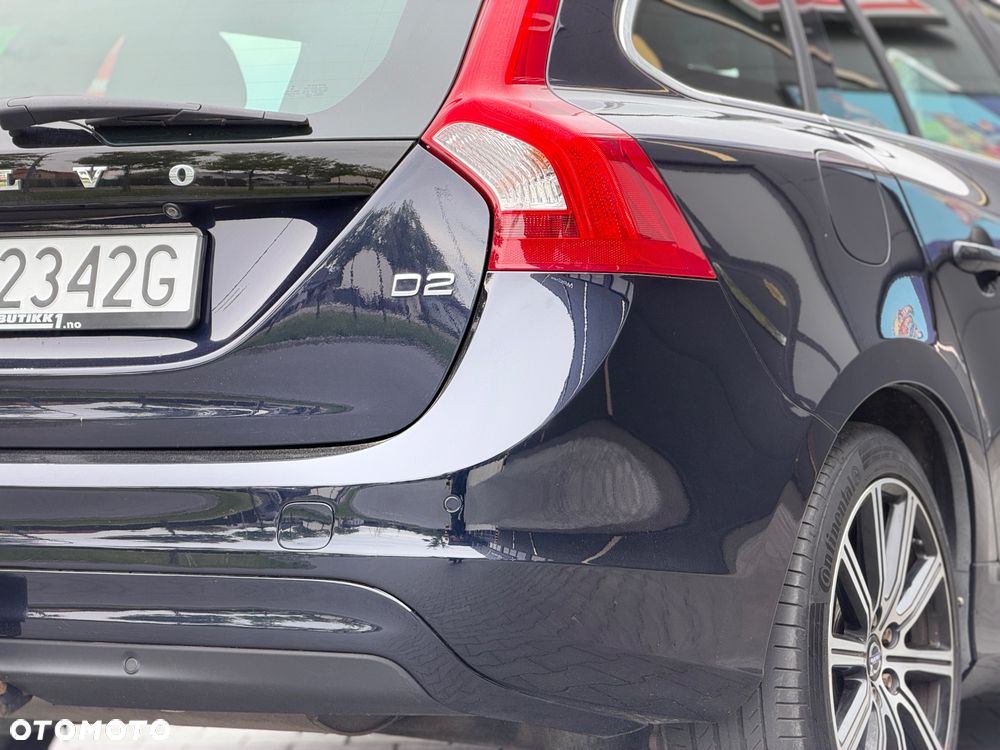 Volvo V60 D2 Geartronic Summum - 26