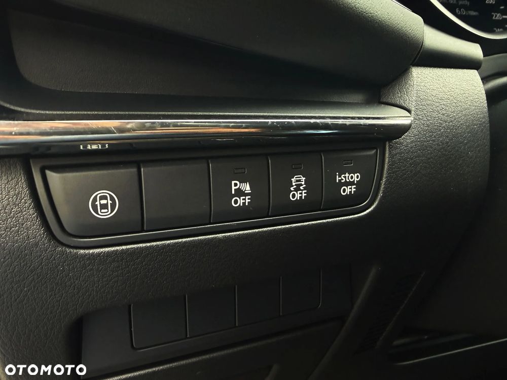 Mazda 3 e-SKYACTIV-G 2.0 M HYBRID 150 - 30