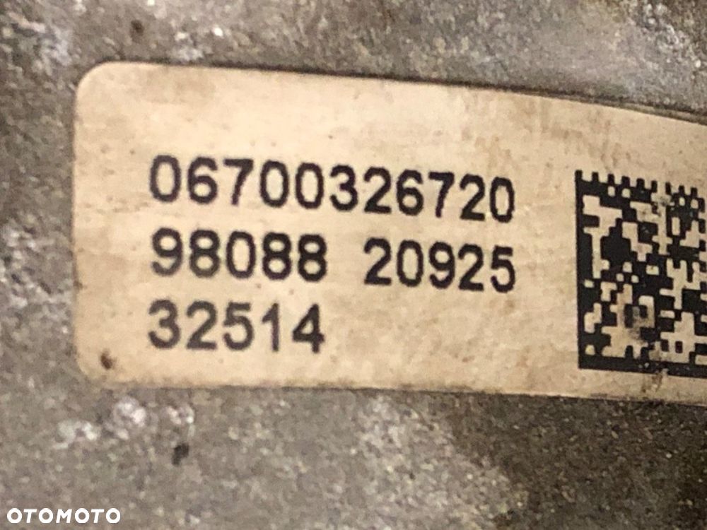 MOST DYFER PRZÓD  MASERATI QUATTROPORTE VI 2012 - 2022 3.0 S Q4 302 kW [411 KM] benzyna 2013 - 2022 - 9