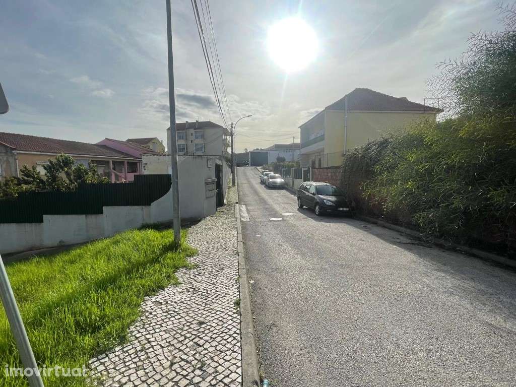 Terreno Urbano na Mina de Água - Construa a Sua Moradia de Sonho ou... - Grande imagem: 4/22