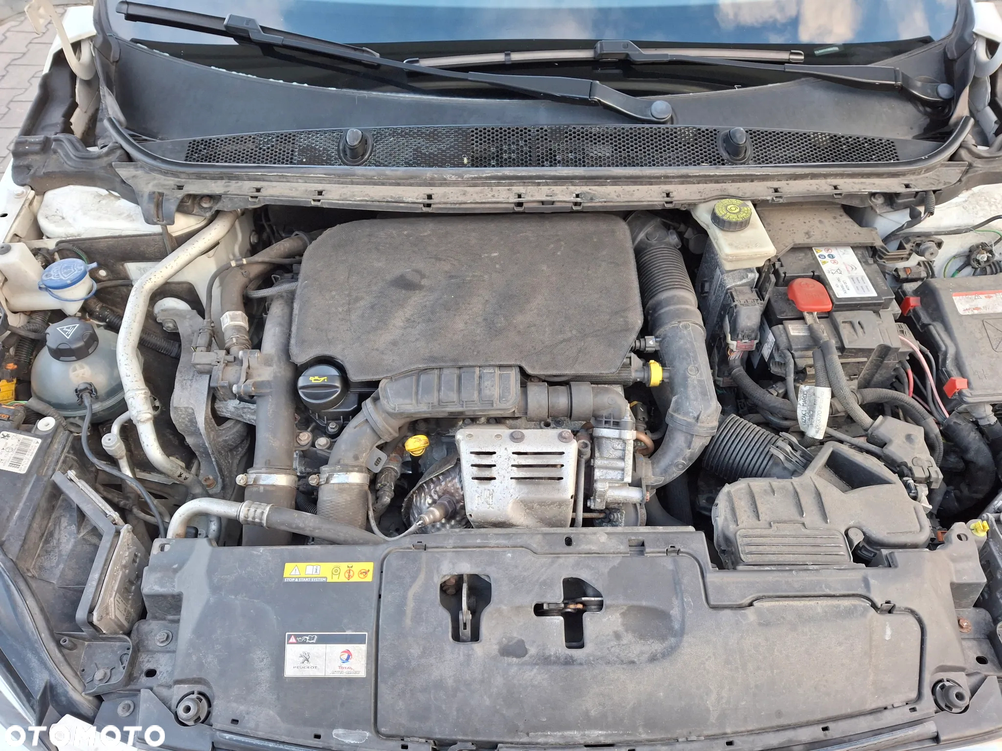 Peugeot 308 1.2 PureTech Allure S&S - 20