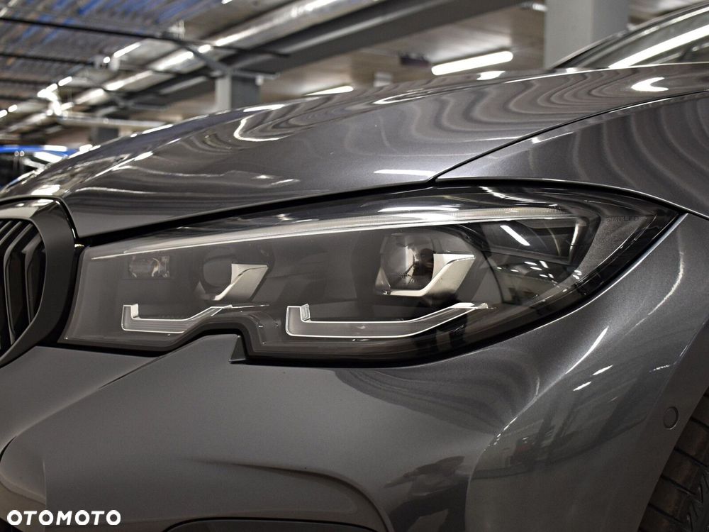 BMW Seria 3 - 29