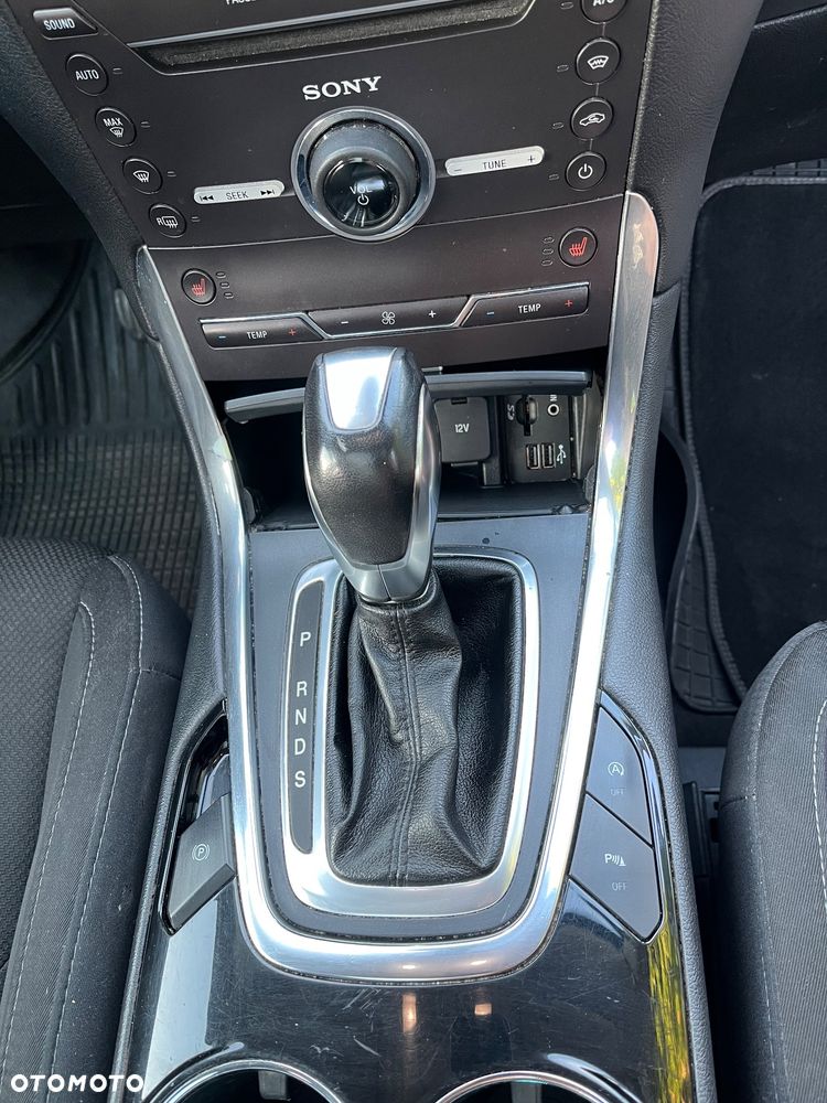 Ford S-Max 2.0 TDCi Titanium PowerShift - 25