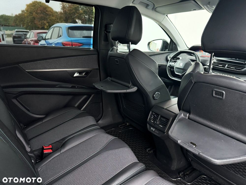 Peugeot 5008 1.2 PureTech Allure S&S EAT8 - 31