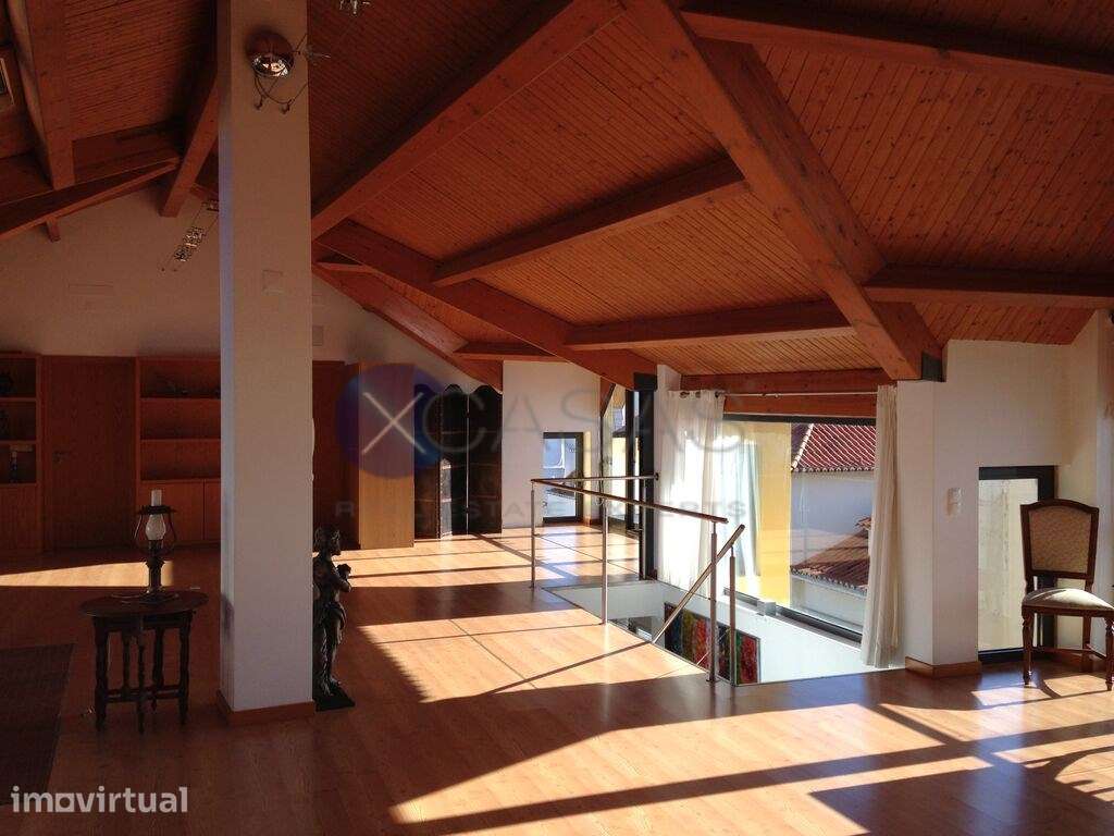 Apartamento T3 Duplex/Loft no coração do Monte Estoril - Grande imagem: 5/30
