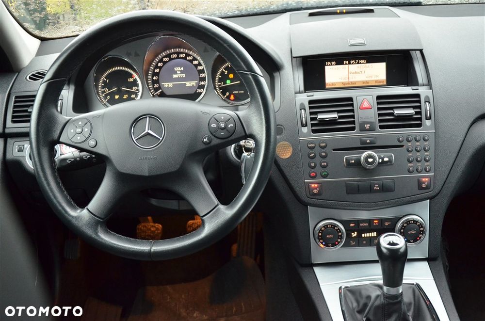Mercedes-Benz Klasa C 200 CDI DPF Avantgarde - 16