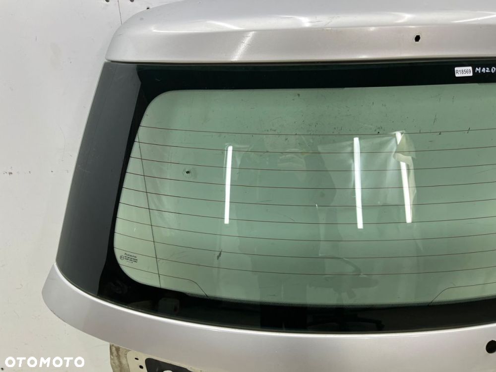 Szyba tylna Mazda 2 DY 03-07r. tylna w klapę bagażnika oryginalna - 4