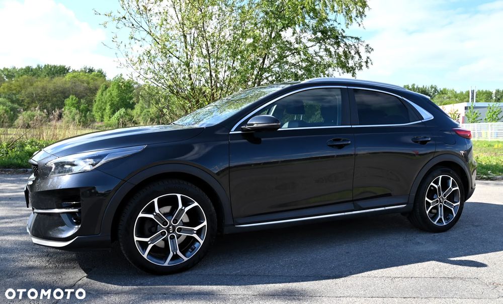 Kia XCeed - 12