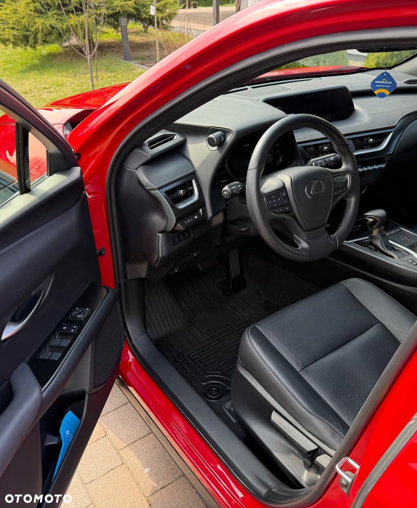 Lexus UX 250h Prestige 2WD - 6