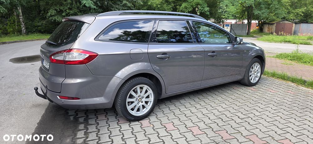 Ford Mondeo 1.6 Gold X - 26
