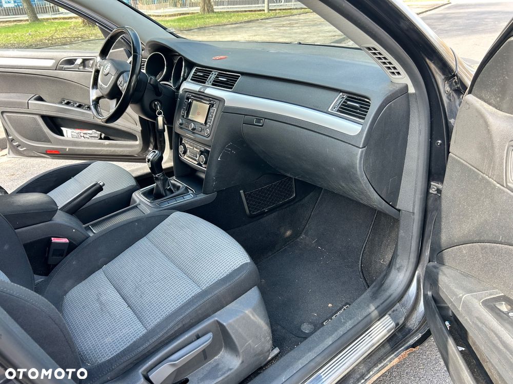 Skoda Superb 2.0 TDI Exclusive - 25