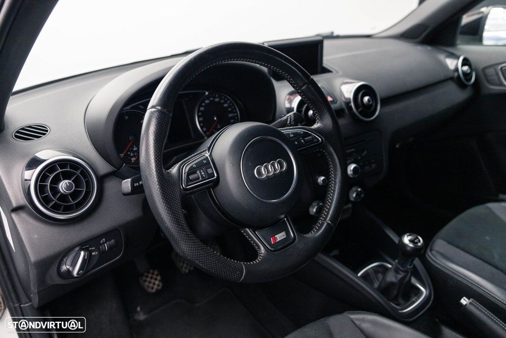 Audi A1 Sportback 2.0 TDI S line Sport Pack - 24