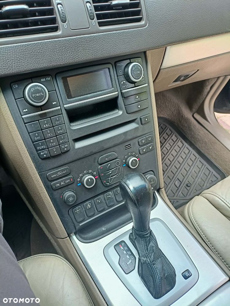 Volvo XC 90 - 5