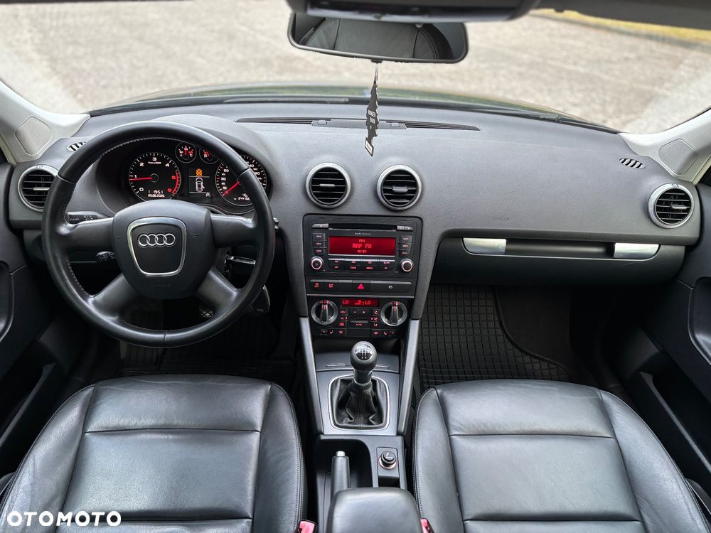 Audi A3 Sportback - 12