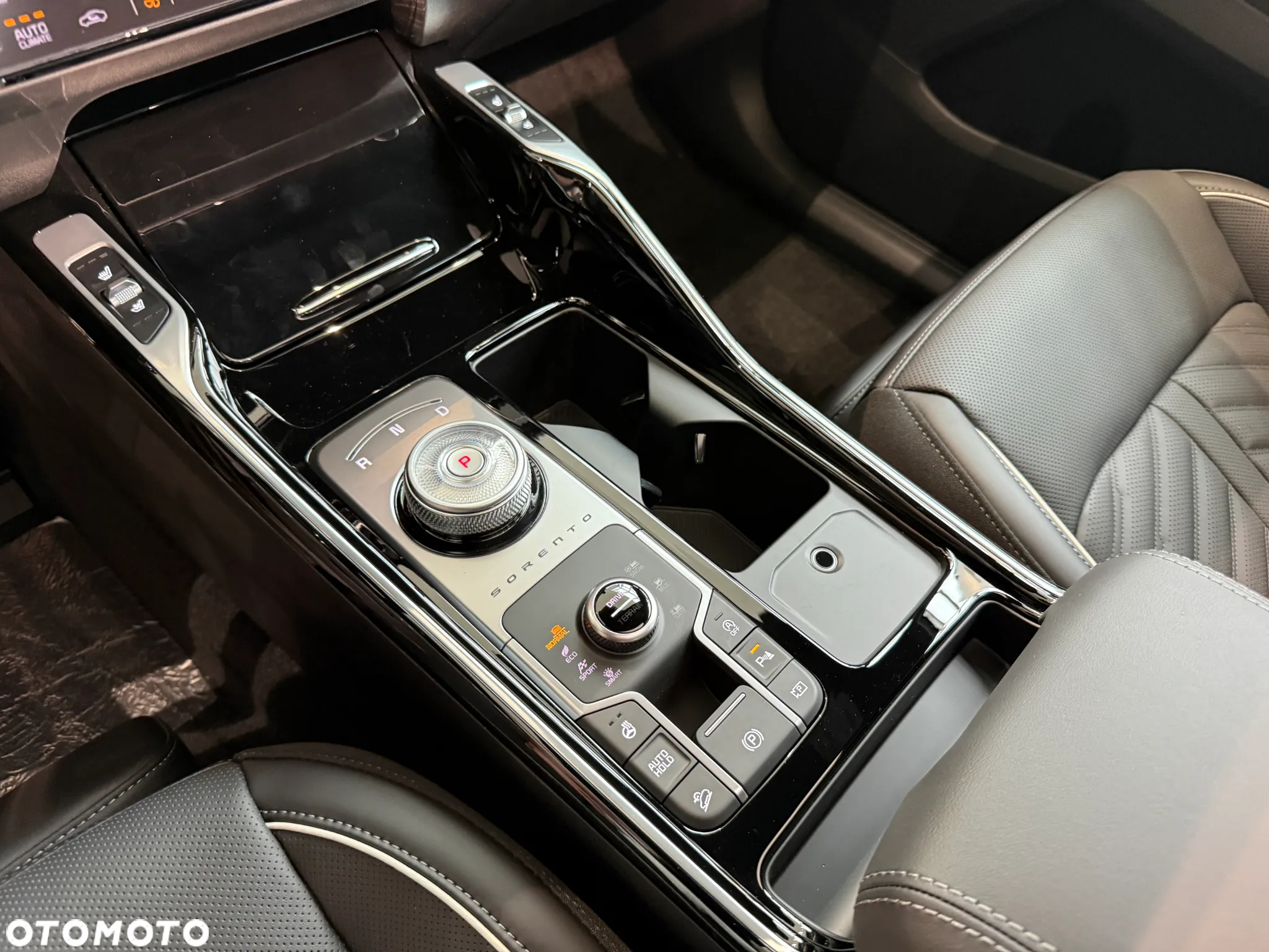 Kia Sorento - 11
