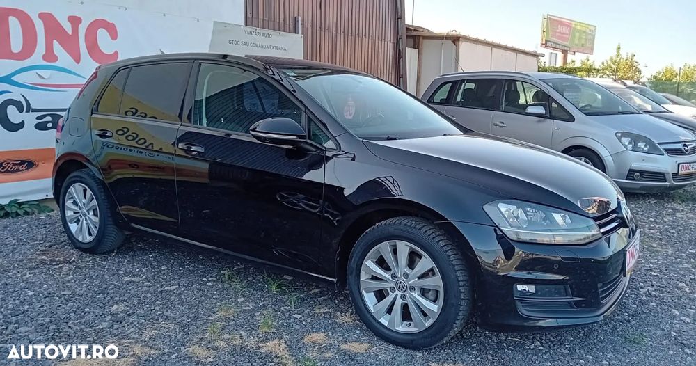 Volkswagen Golf 1.6 TDI DPF BlueMotion Technology Highline - 4