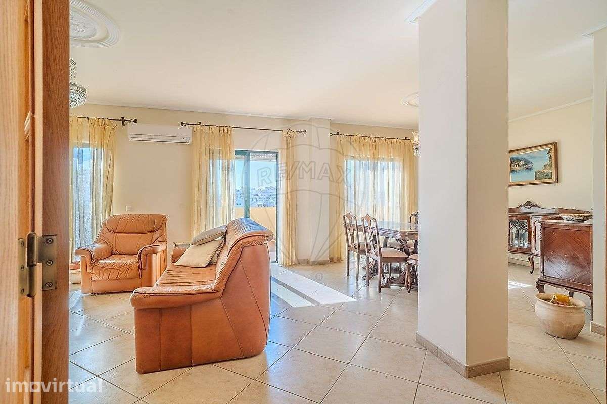 Apartamento T4 para venda - Grande imagem: 3/50