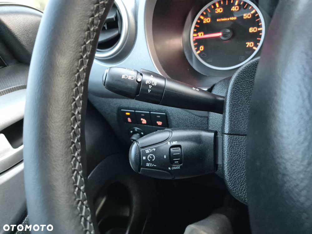 Peugeot Partner BlueHDi 100 Stop&Start Allure - 21