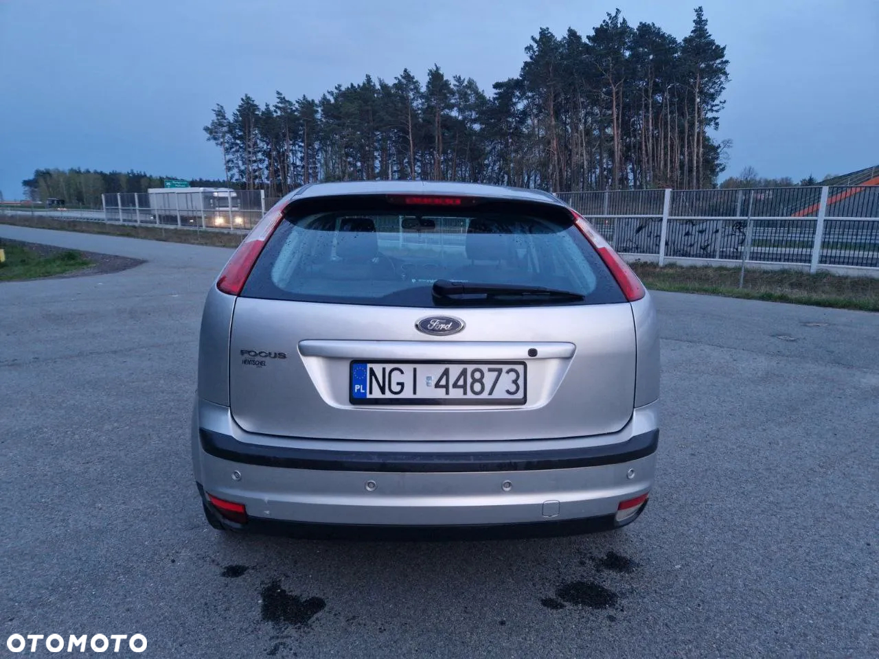Ford Focus 1.6 Ghia - 8