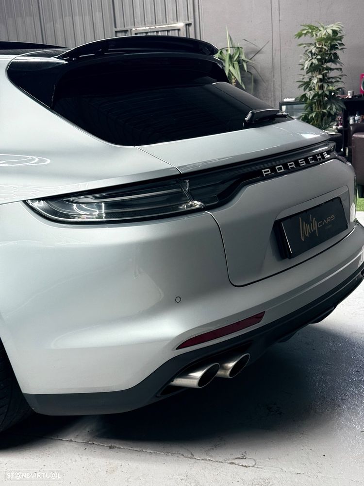 Porsche Panamera Sport Turismo 4S E-Hybrid - 9