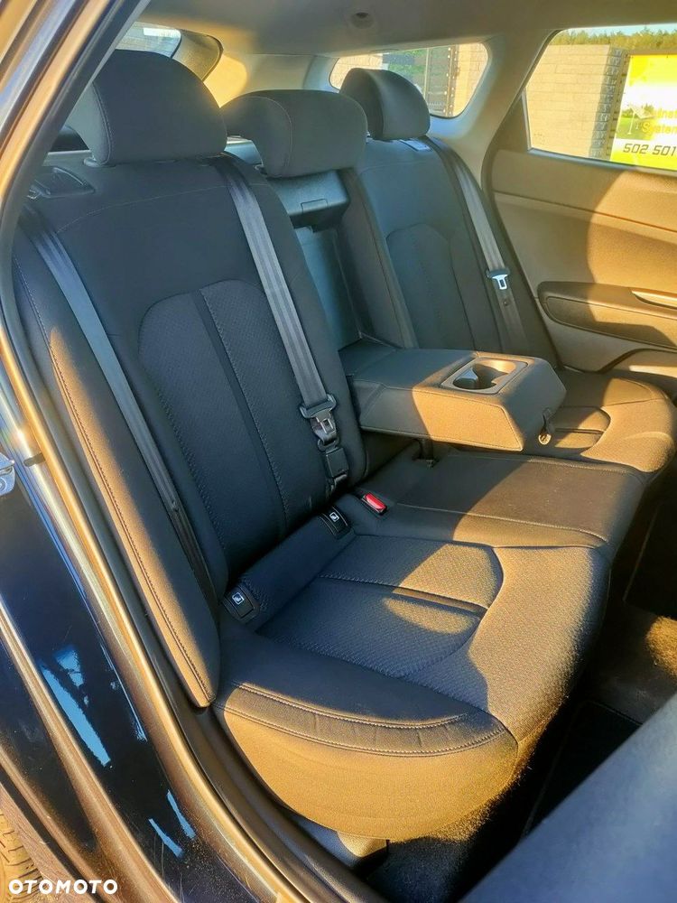 Kia Optima - 15