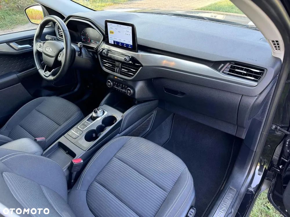 Ford Kuga 1.5 EcoBlue TITANIUM - 11