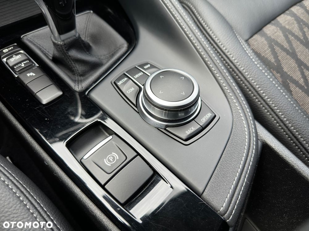 BMW X1 sDrive18d xLine sport - 23