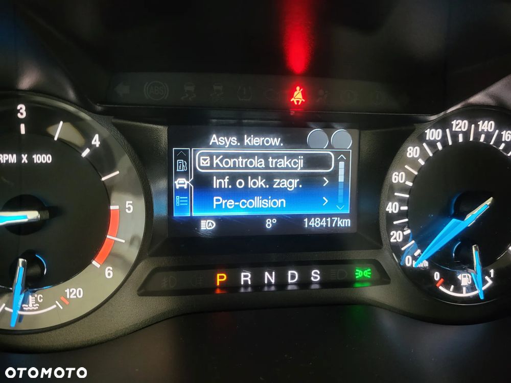 Ford S-Max 2.0 EcoBlue Titanium - 32