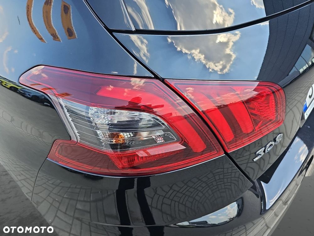 Peugeot 308 - 33